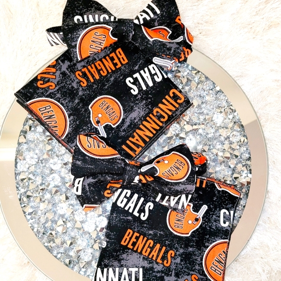 CINCY BENGALS BowTie & Pocket Square - Picture 1 of 11